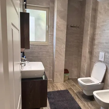 Casa Mia * Golem (Tirana)