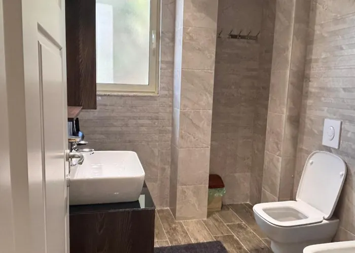 Casa Mia * Golem (Tirana)